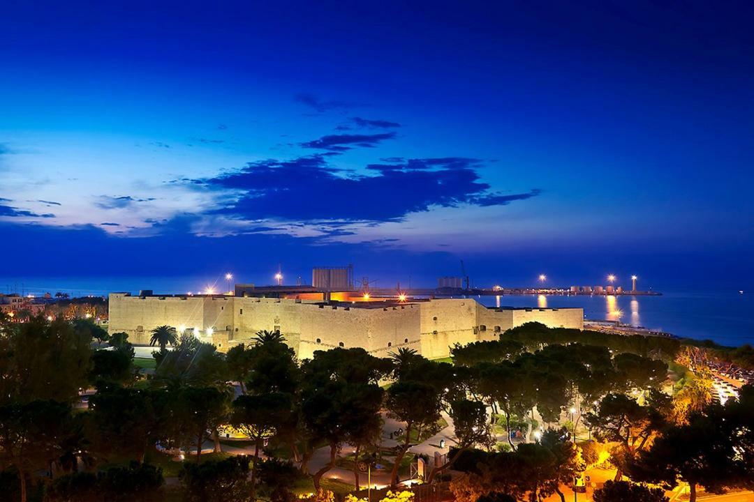 Casa Vacanze Disfida Di Barletta Suite Luaran gambar